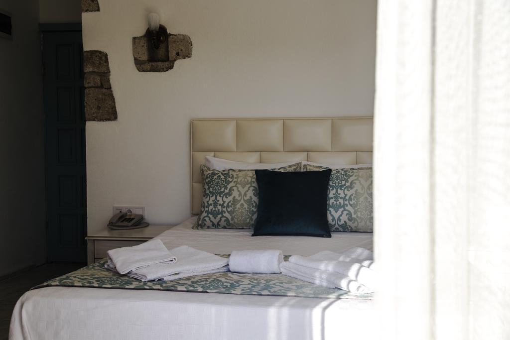 Alacati Sardunya Hotel Exterior foto